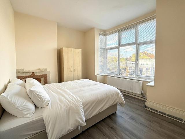 Room for rent in London Borough of Ealing, Hanwell