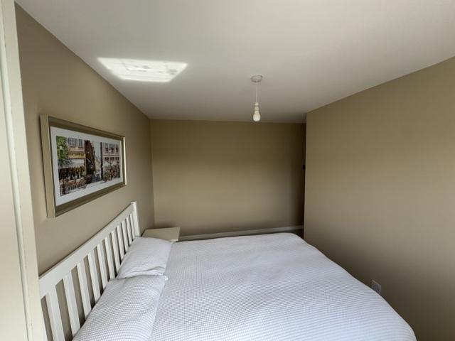 Room for rent in Meadowfield, Northfield