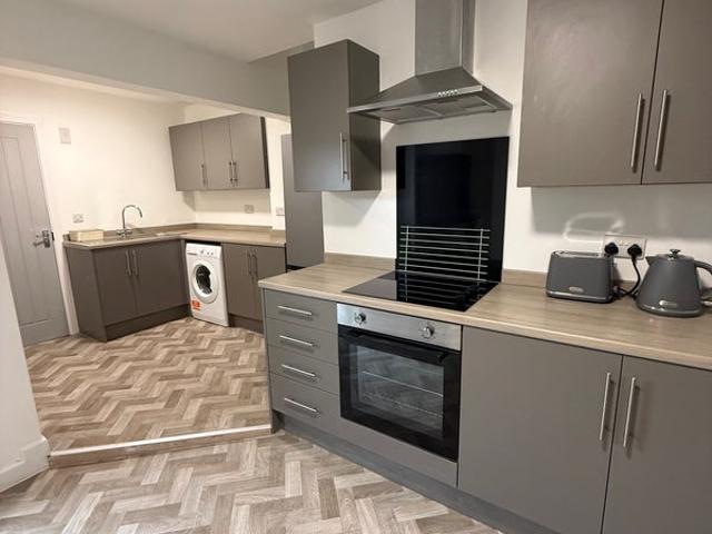 Room for rent in Howe Bridge, Wigan