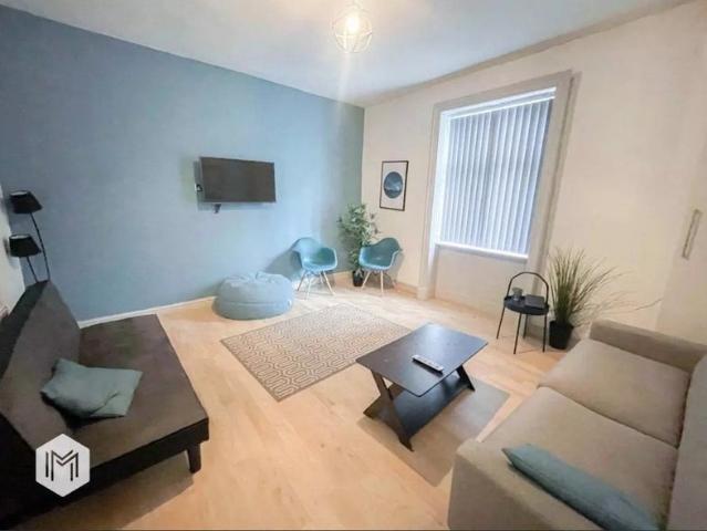 Room for rent in Buersil, Burnedge