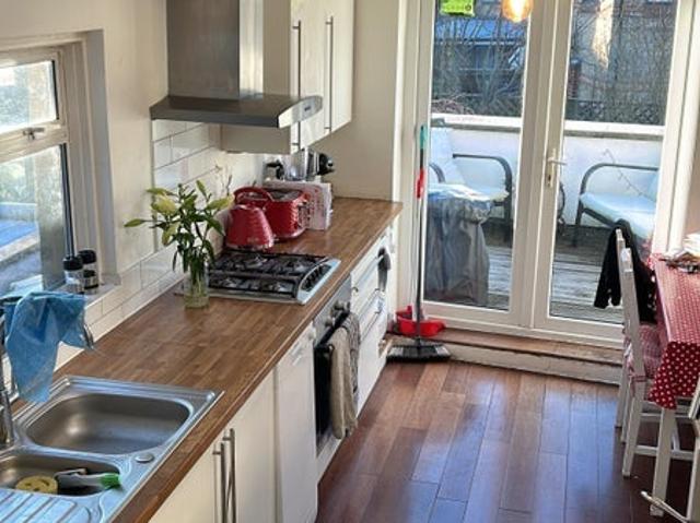 Flat for rent in London Borough of Wandsworth, Greater London