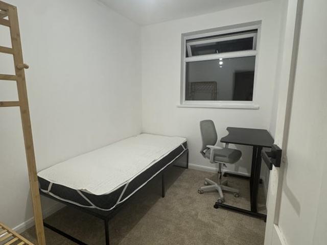Room for rent in Georgia, Greater Manchester
