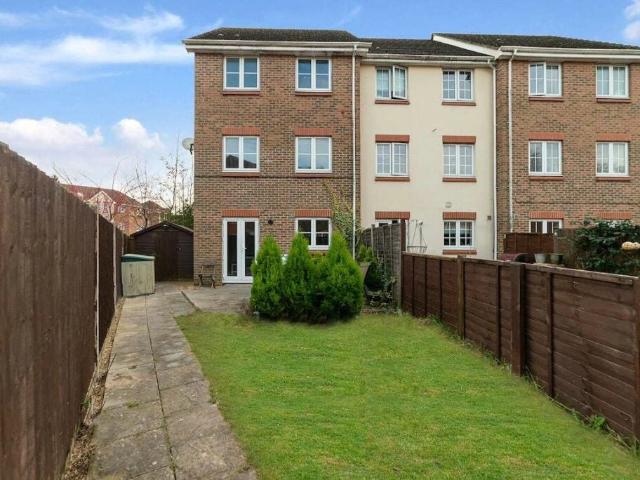 Room for rent in Aldershot, Rushmoor