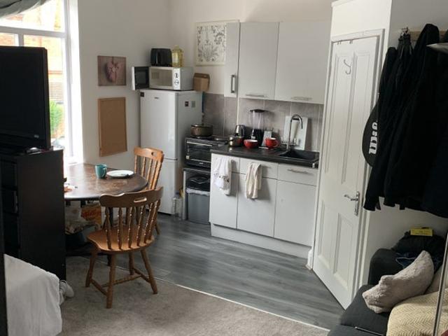 Room for rent in Gravelly Hill, West Midlands