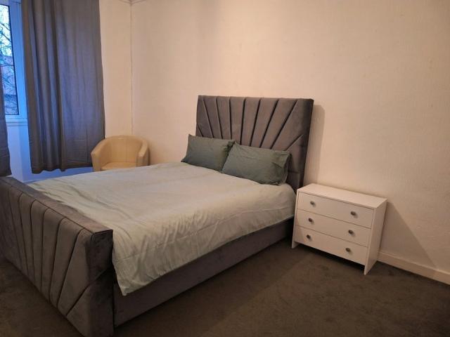 Room for rent in Colinton Mains, Oxgangs