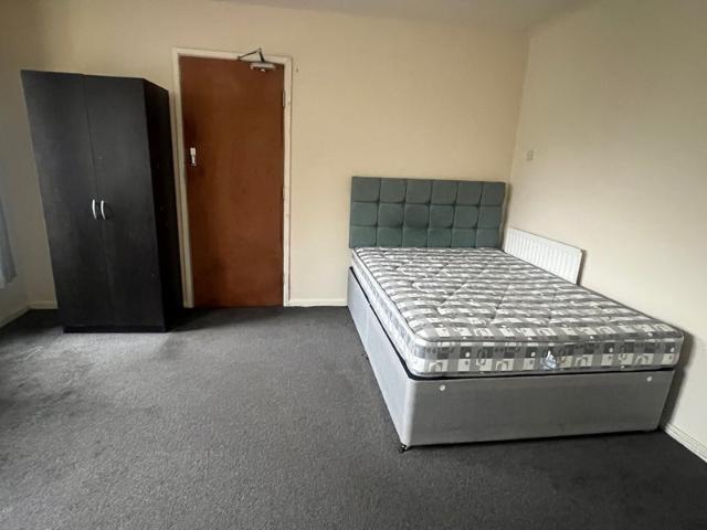 Room for rent in Aqueduct, Telford