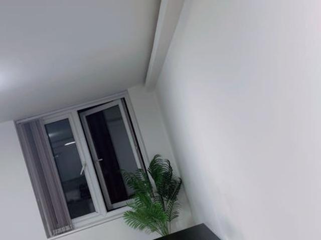 Room for rent in Park Lane Shopping Village, Sunderland