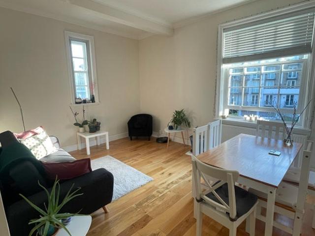 Room for rent in St. John's Wood, Greater London