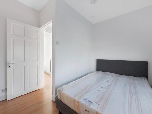 Room for rent in Crouch End, Greater London