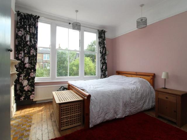 Room for rent in London Borough of Croydon, Greater London
