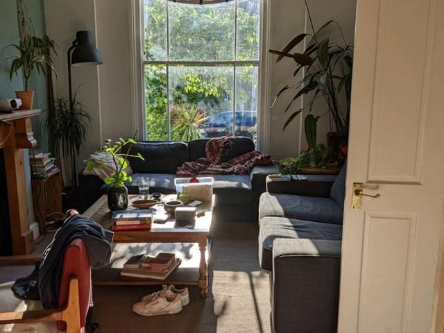 Room for rent in Shacklewell, Greater London