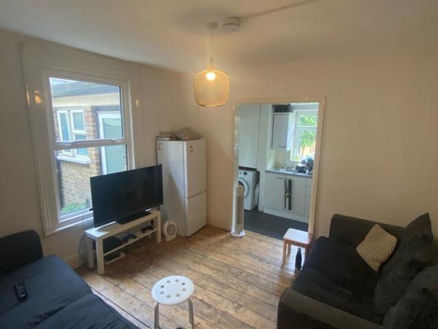 Room for rent in Camberwell, Greater London