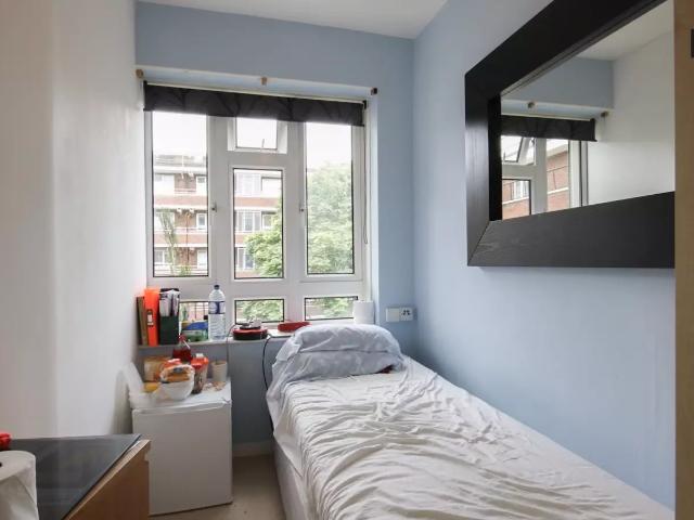 Flat for rent in Kensal Town, Greater London