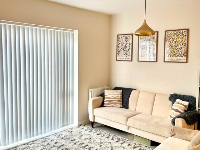 Room for rent in Springfield Village, Greater London