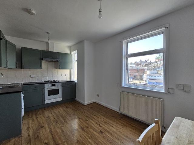 Room for rent in London Borough of Lewisham, Forest Hill