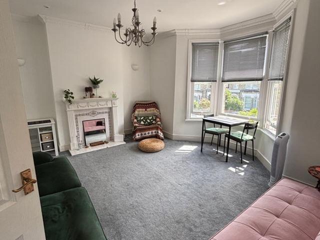 Room for rent in East Dulwich, Greater London