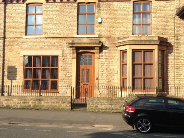 Room for rent in Burnedge, Greater Manchester
