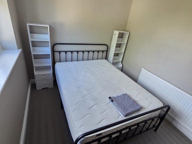Room for rent in Hutton, Navestock Side