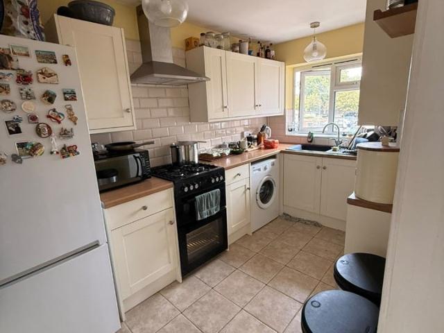 Room for rent in Keir Hardie Estate, Greater London