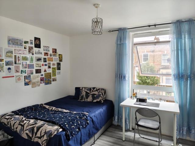 Room for rent in Maida Hill, Greater London
