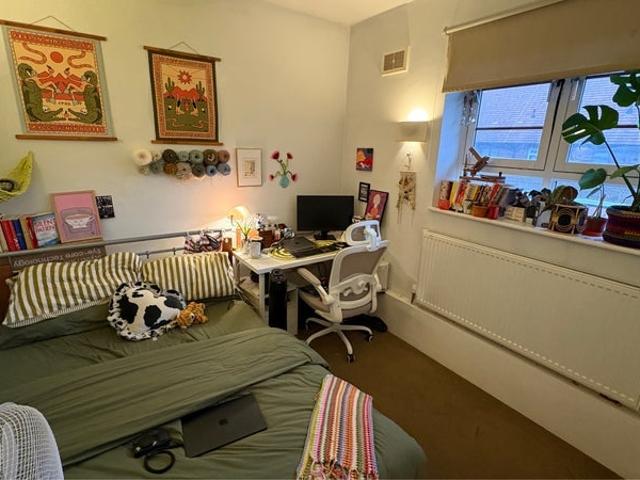 Room for rent in Clapham, Greater London