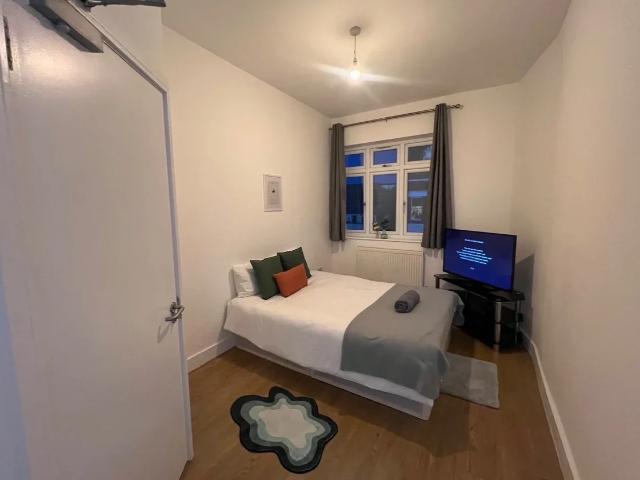 Room for rent in London Borough of Lambeth, Greater London