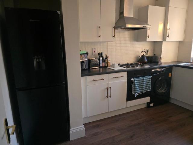 Room for rent in East Sheen, Greater London