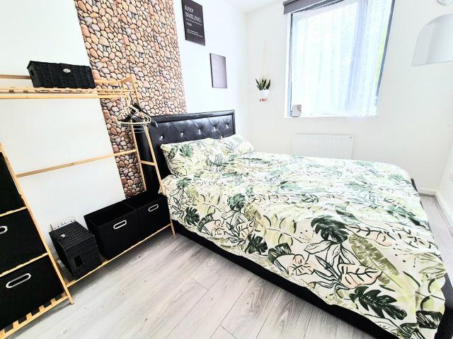 Room for rent in London Borough of Tower Hamlets, Greater London