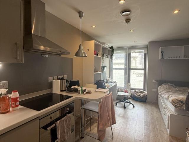 Room for rent in St Ann's, Haddon