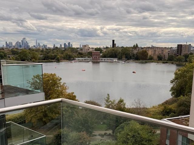 Room for rent in Brownswood Park, Stoke Newington