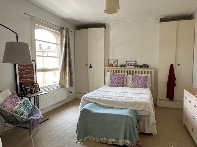 Room for rent in Kennington, Greater London