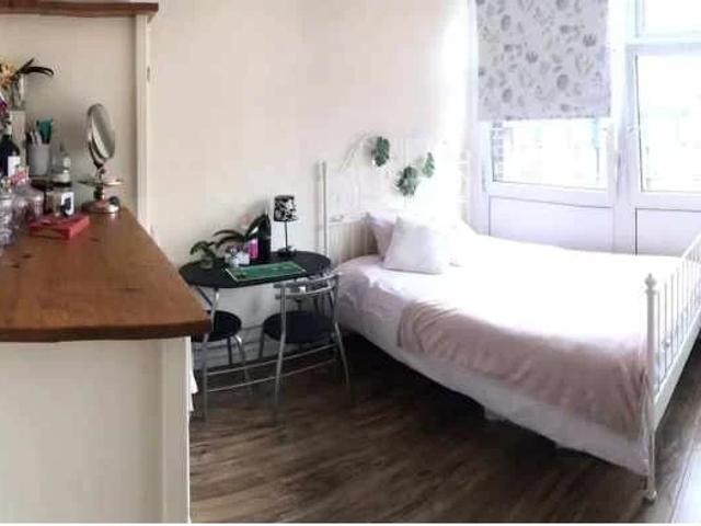Room for rent in London Borough of Wandsworth, Greater London