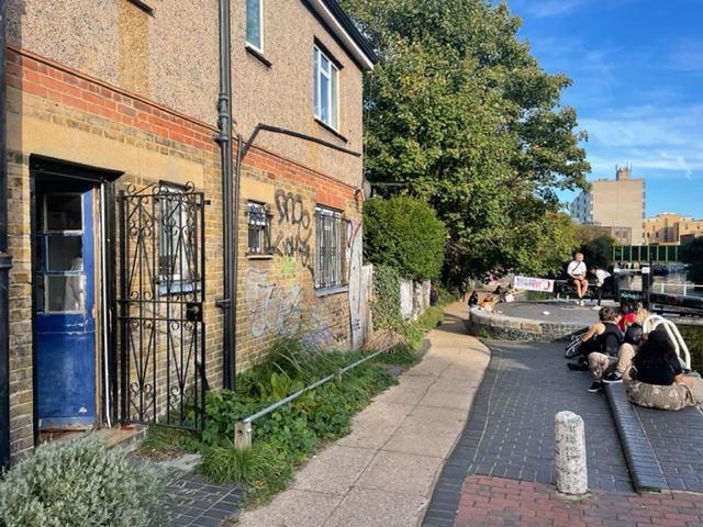 Room for rent in Haggerston, Greater London