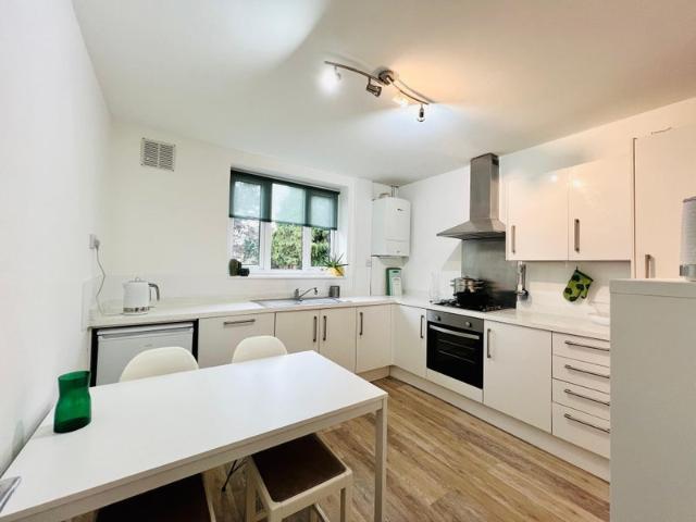 Room for rent in Avery Hill, Greater London