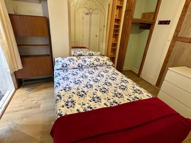 Room for rent in Stockwell Park, Greater London