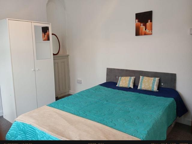 Room for rent in Pontypridd, Wales