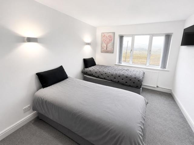Room for rent in Saddleworth, Pendock