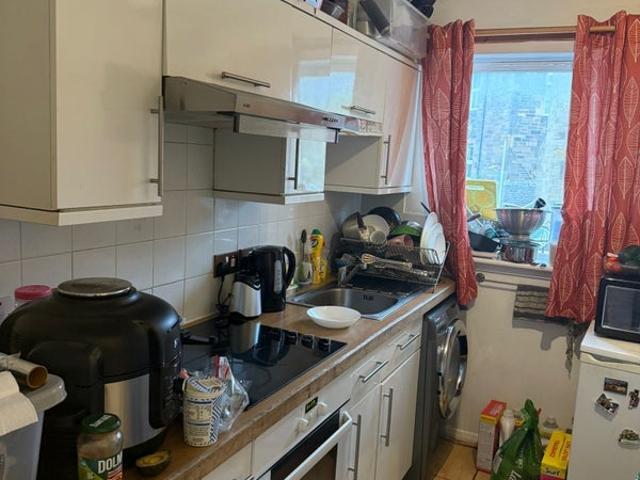 Room for rent in Canonmills, City of Edinburgh
