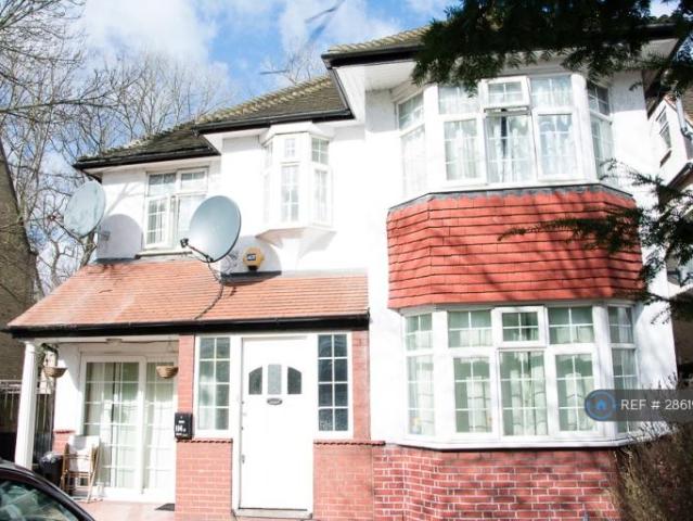 Room for rent in Putney Vale, Greater London