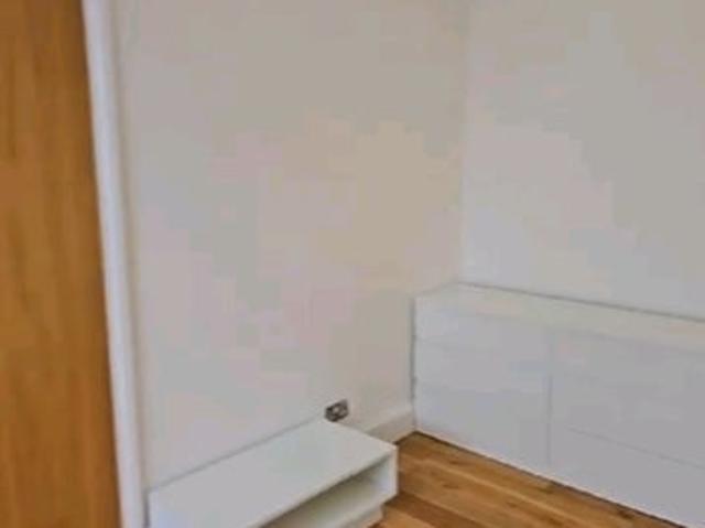 Room for rent in Maryland, Greater London