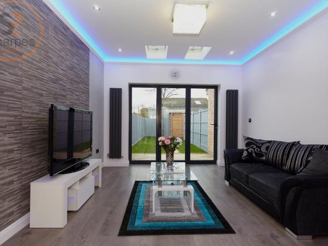 Room for rent in London Borough of Merton, Greater London