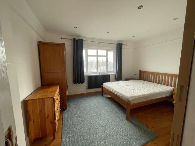 Room for rent in London Borough of Croydon, South Norwood