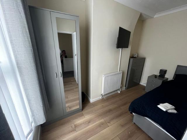Room for rent in Calderstones