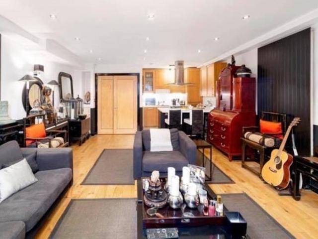 Room for rent in Kentish Town, Greater London