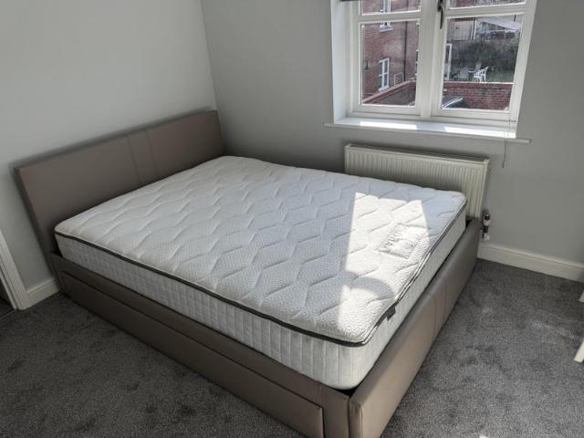 Room for rent in Repton Grange, Feckenham