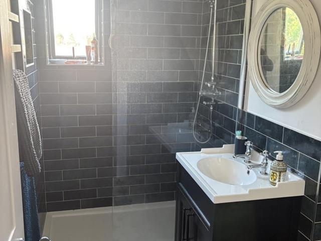 Room for rent in Penarth Marina, Penarth