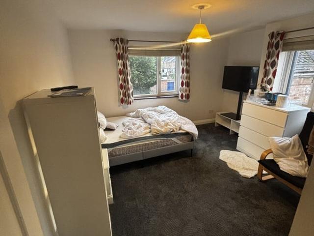 Room for rent in Sydenham, Warwick