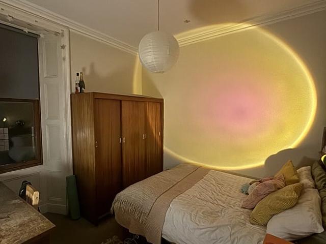 Room for rent in Mayfield, Newington