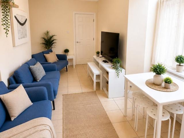 Room for rent in Two Mills, Cheshire