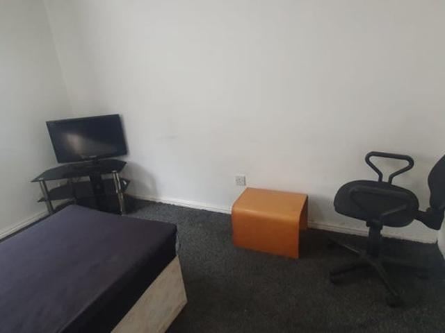 Room for rent in Higher Audley, Blackburn